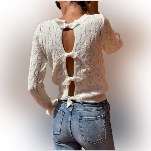 SIAMOISE | Elegant White Sweater with Bow Details open back - Picture 1 of 15